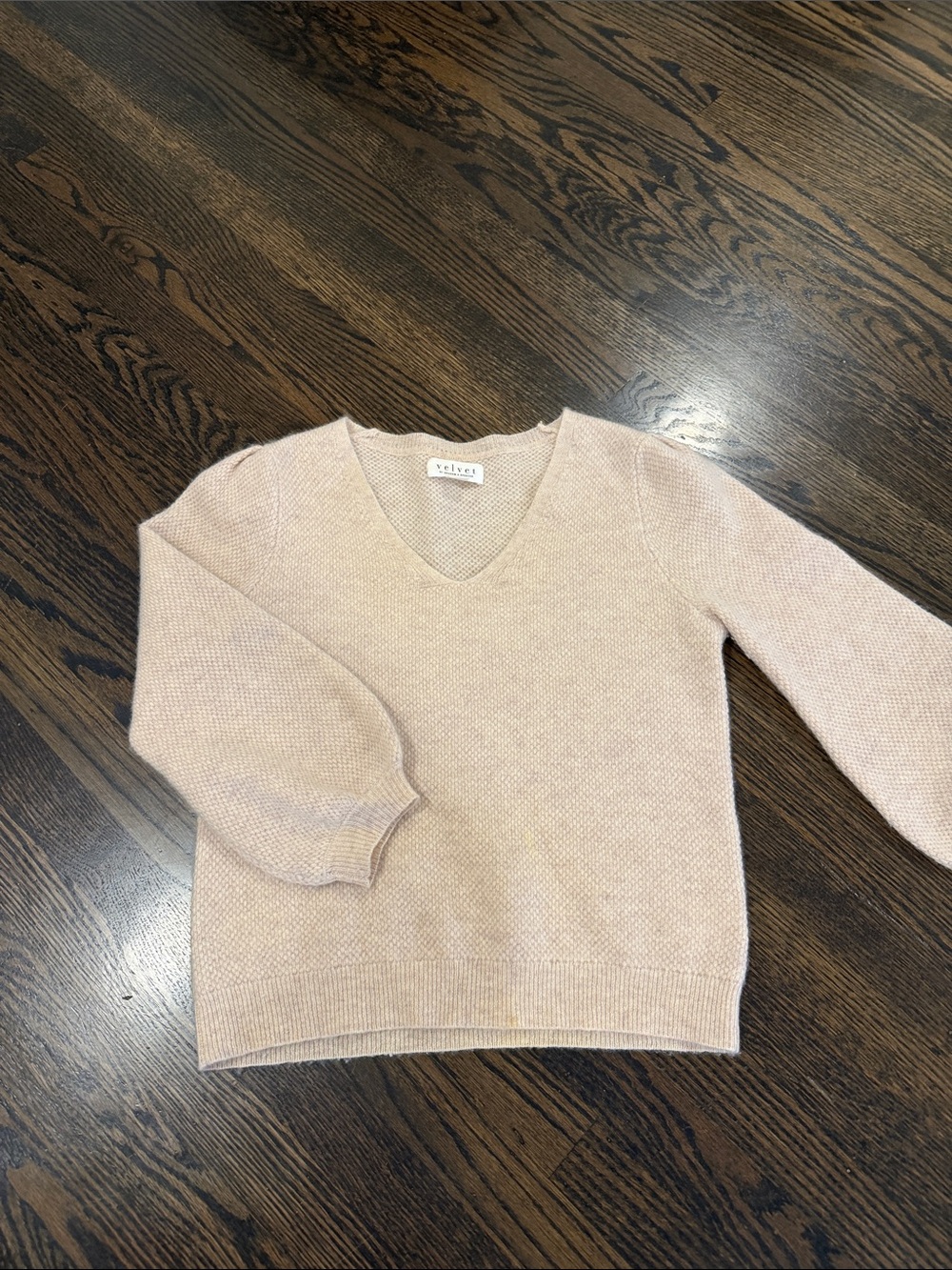 Vince V-Neck Sweater in Light Beige